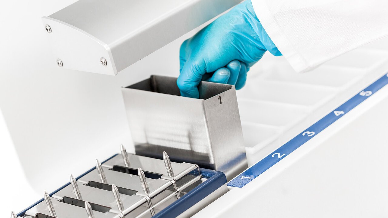 Системы окраски гистологических препаратов